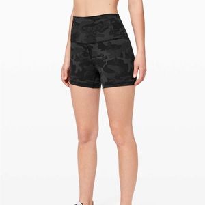 NWT Lululemon Aligh HR Short 4”